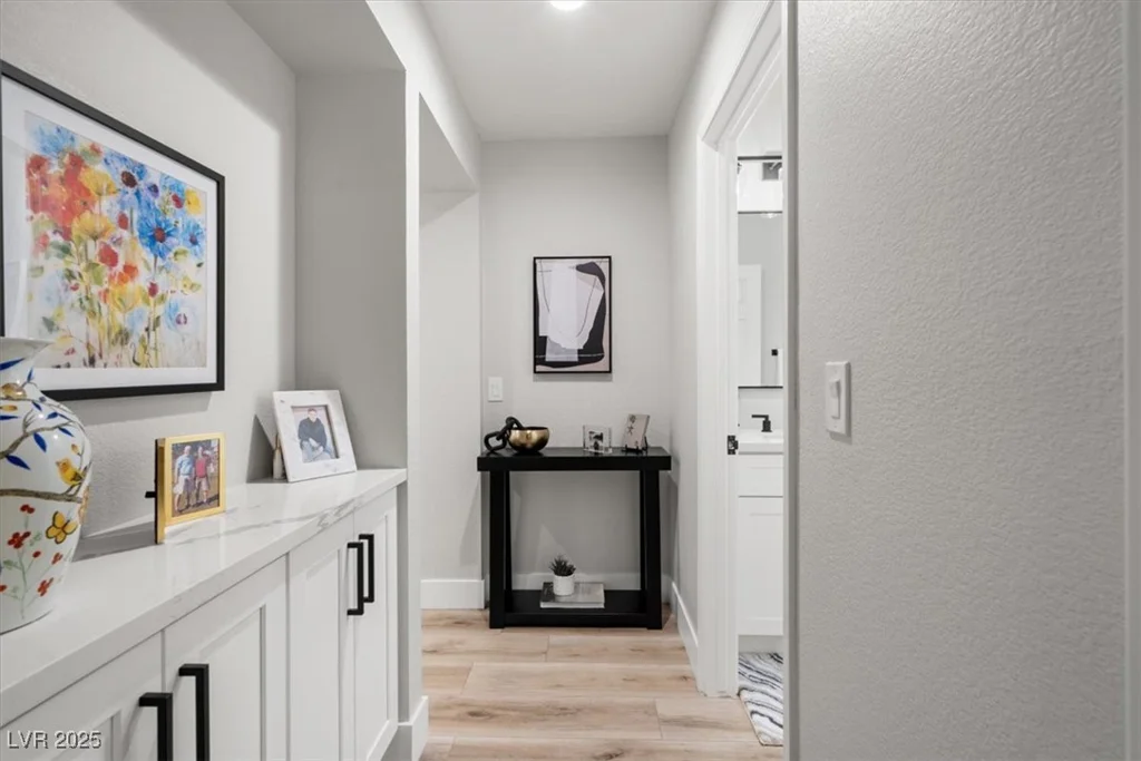 9540 Eagle Valley, Las Vegas, NV 89134