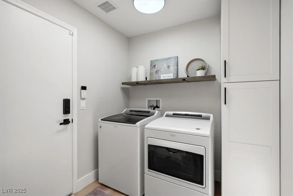 9540 Eagle Valley, Las Vegas, NV 89134