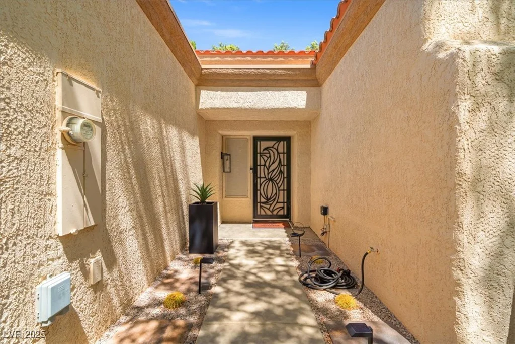 9540 Eagle Valley, Las Vegas, NV 89134