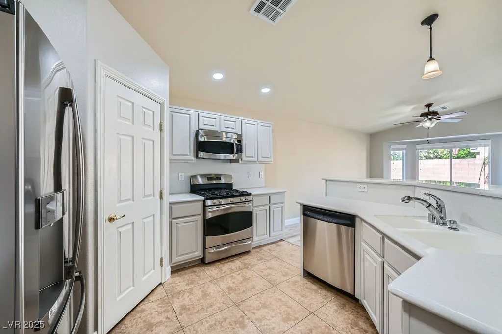 5817 Pirate Ship, North Las Vegas, NV 89031