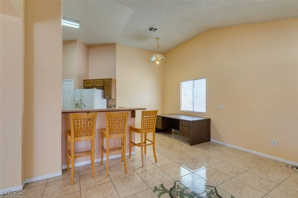 3127 Kennewick, Las Vegas, NV 89121