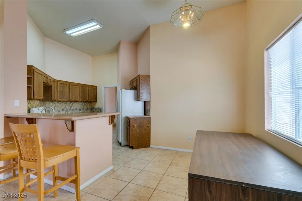 3127 Kennewick, Las Vegas, NV 89121