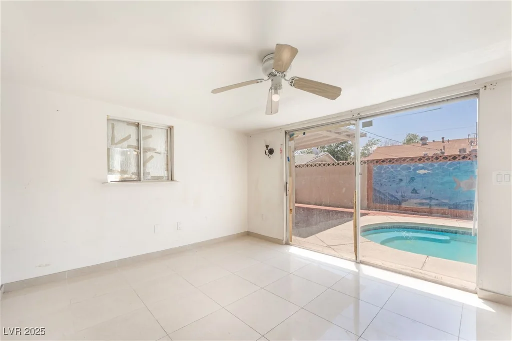 4436 Ogden, Las Vegas, NV 89110