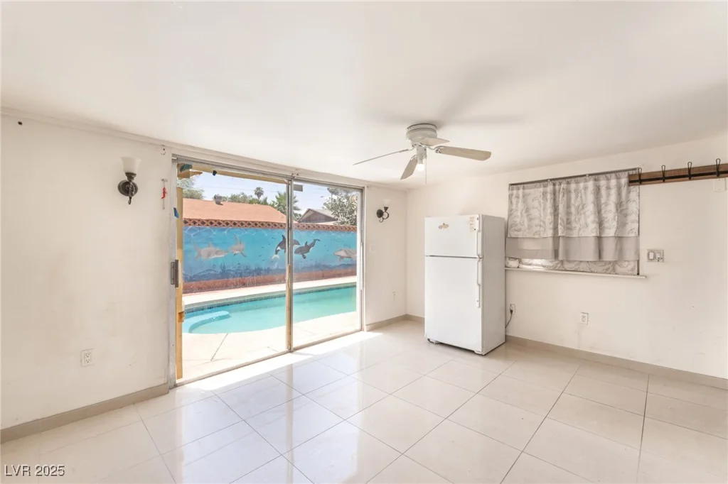4436 Ogden, Las Vegas, NV 89110