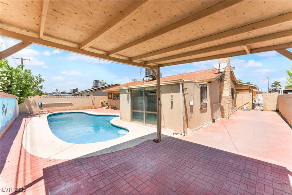 4436 Ogden, Las Vegas, NV 89110