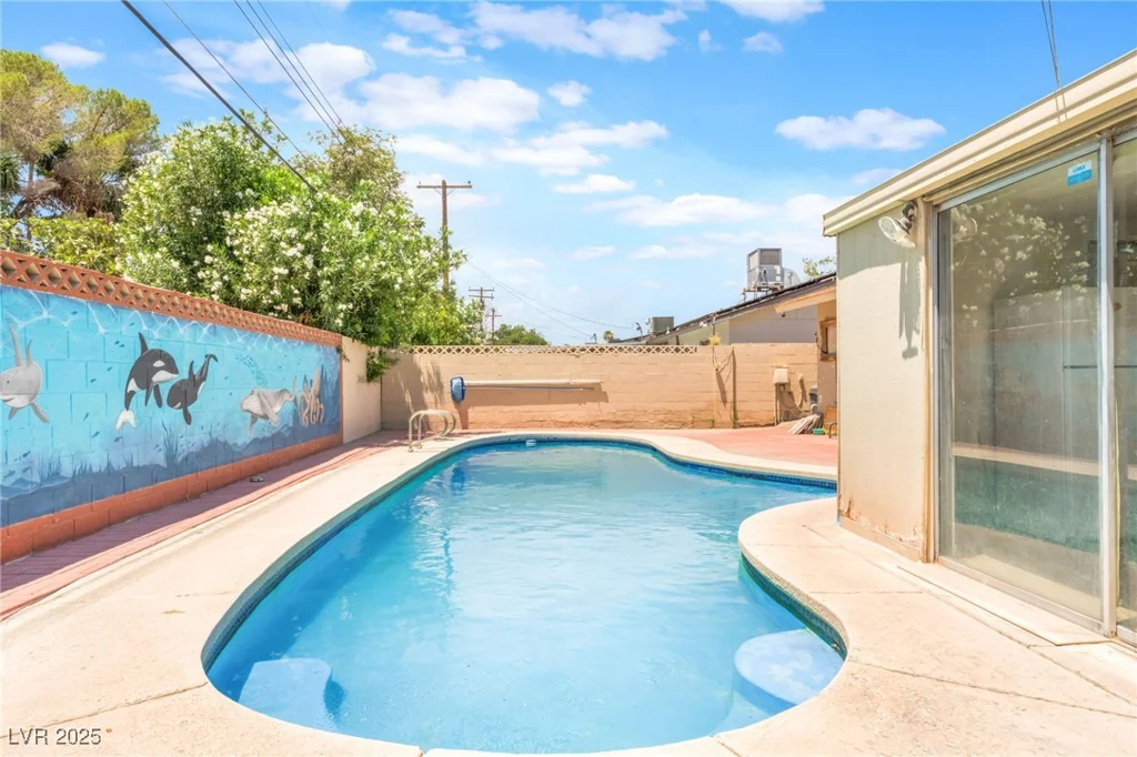 4436 Ogden, Las Vegas, NV 89110