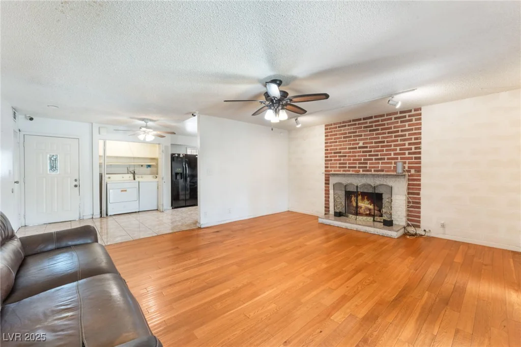 4436 Ogden, Las Vegas, NV 89110