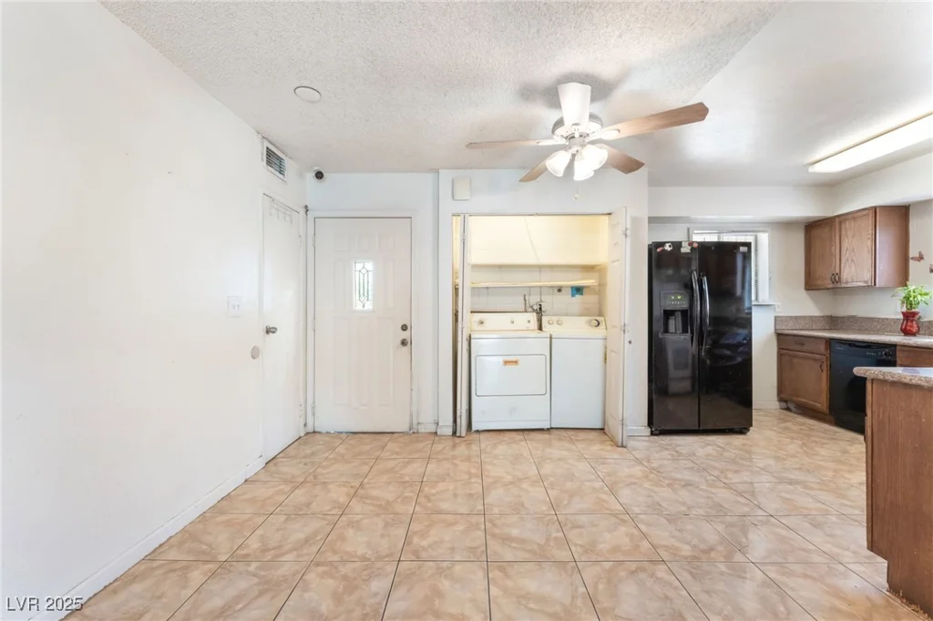 4436 Ogden, Las Vegas, NV 89110