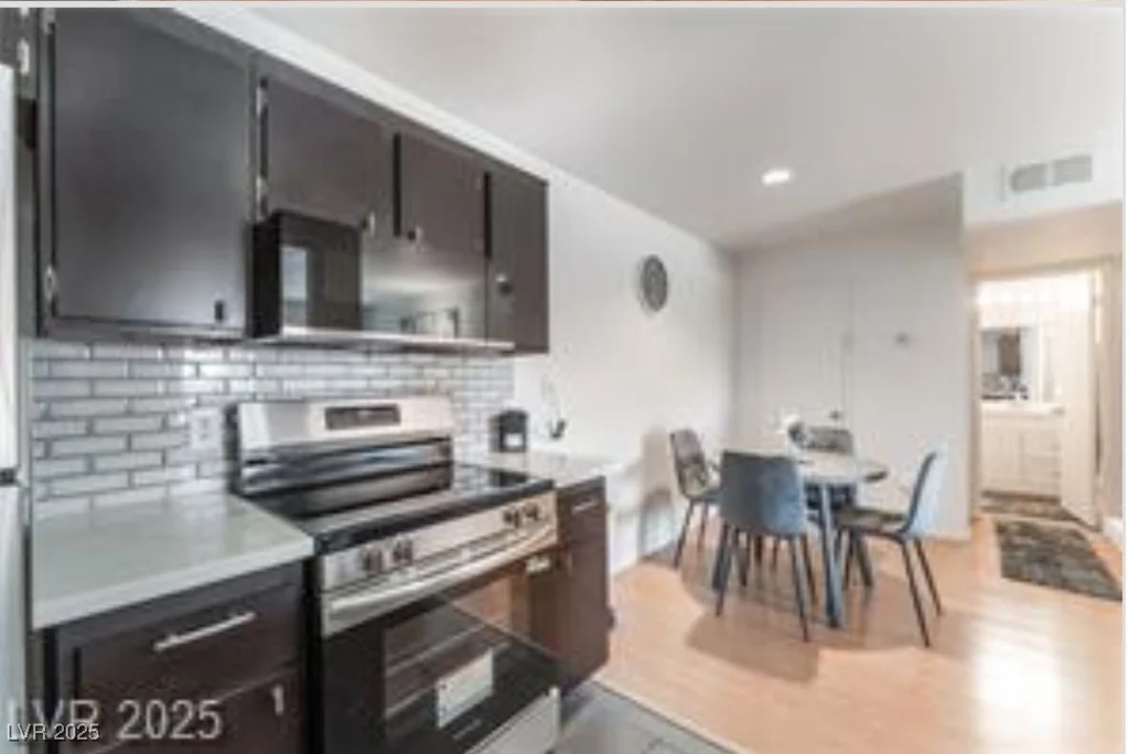 221 Mission Catalina, Las Vegas, NV 89107