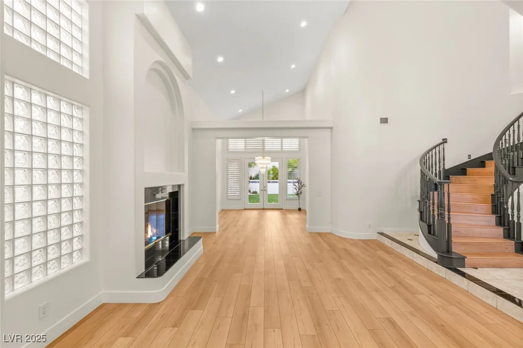 1905 IRON RIDGE, Las Vegas, NV 89117