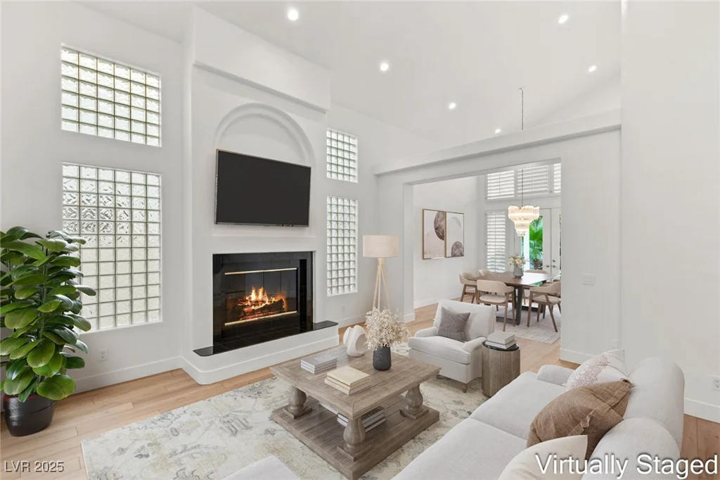1905 IRON RIDGE, Las Vegas, NV 89117