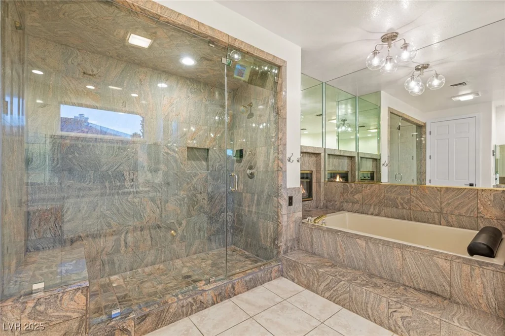 1905 IRON RIDGE, Las Vegas, NV 89117