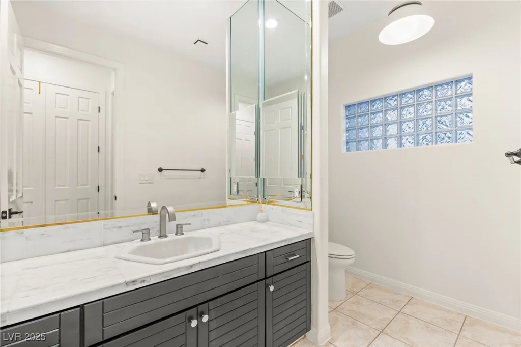 1905 IRON RIDGE, Las Vegas, NV 89117