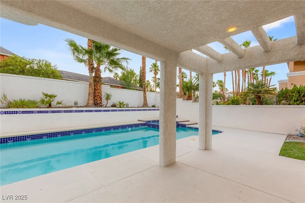 1905 IRON RIDGE, Las Vegas, NV 89117