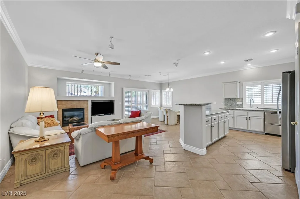 5918 Terra Grande, Las Vegas, NV 89122