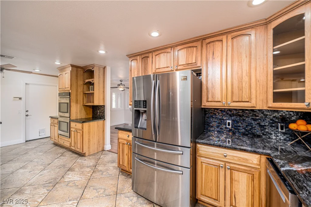 1561 Doran, Las Vegas, NV 89123