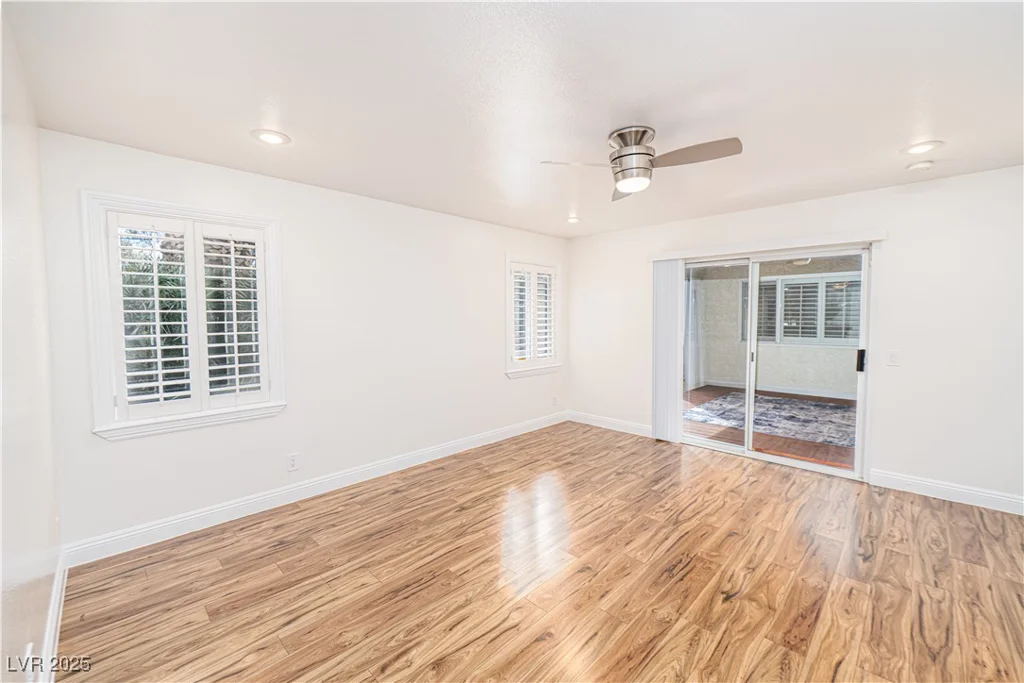 1561 Doran, Las Vegas, NV 89123
