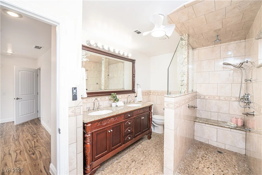1561 Doran, Las Vegas, NV 89123