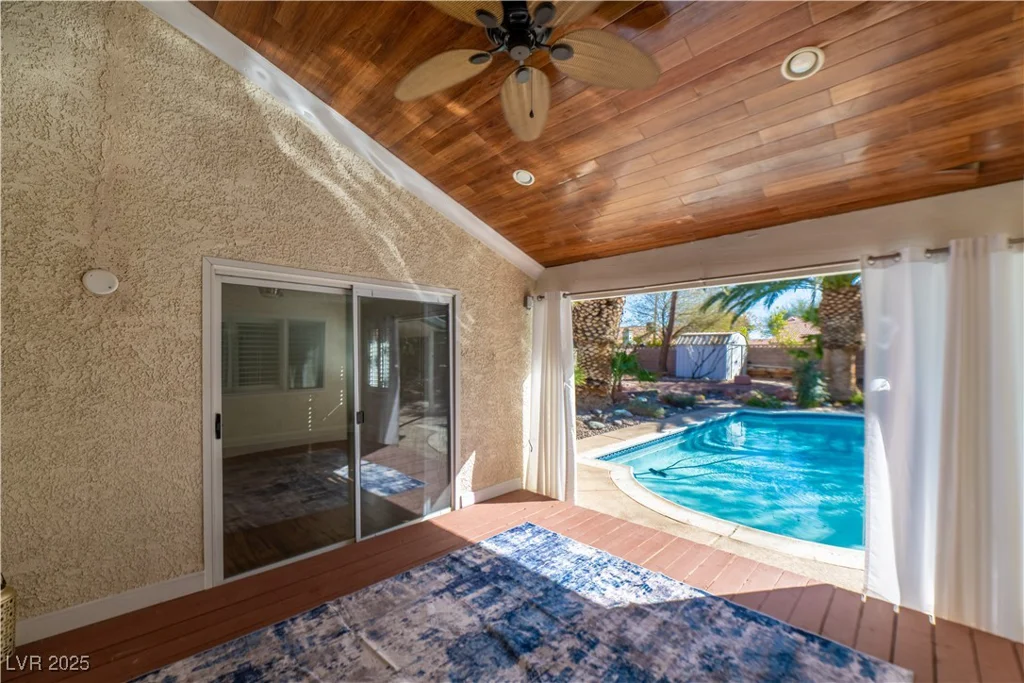 1561 Doran, Las Vegas, NV 89123