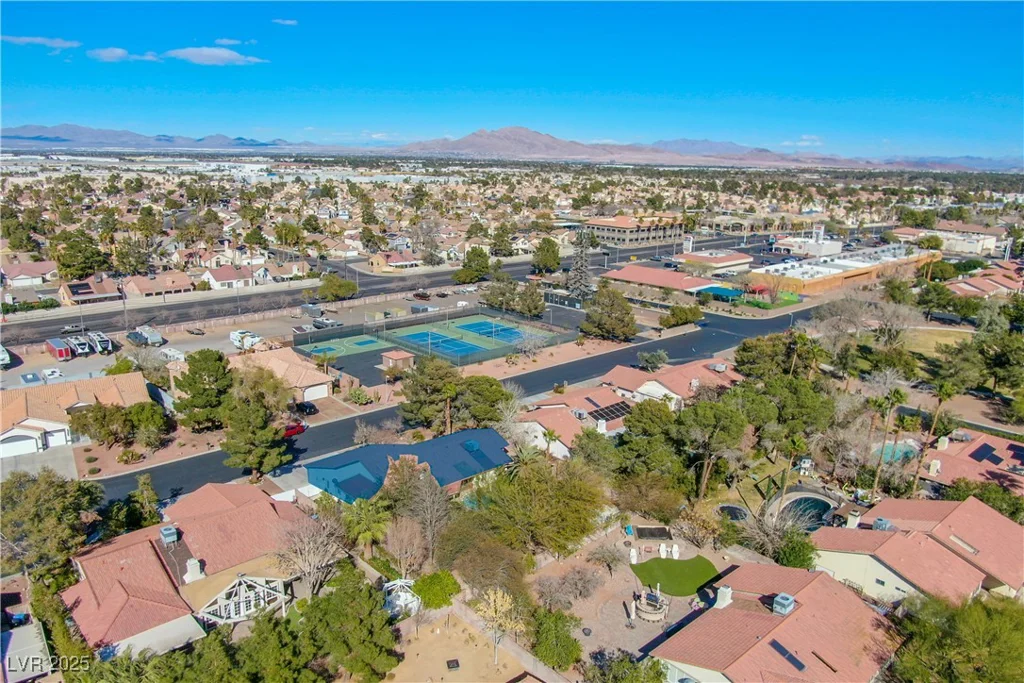1561 Doran, Las Vegas, NV 89123