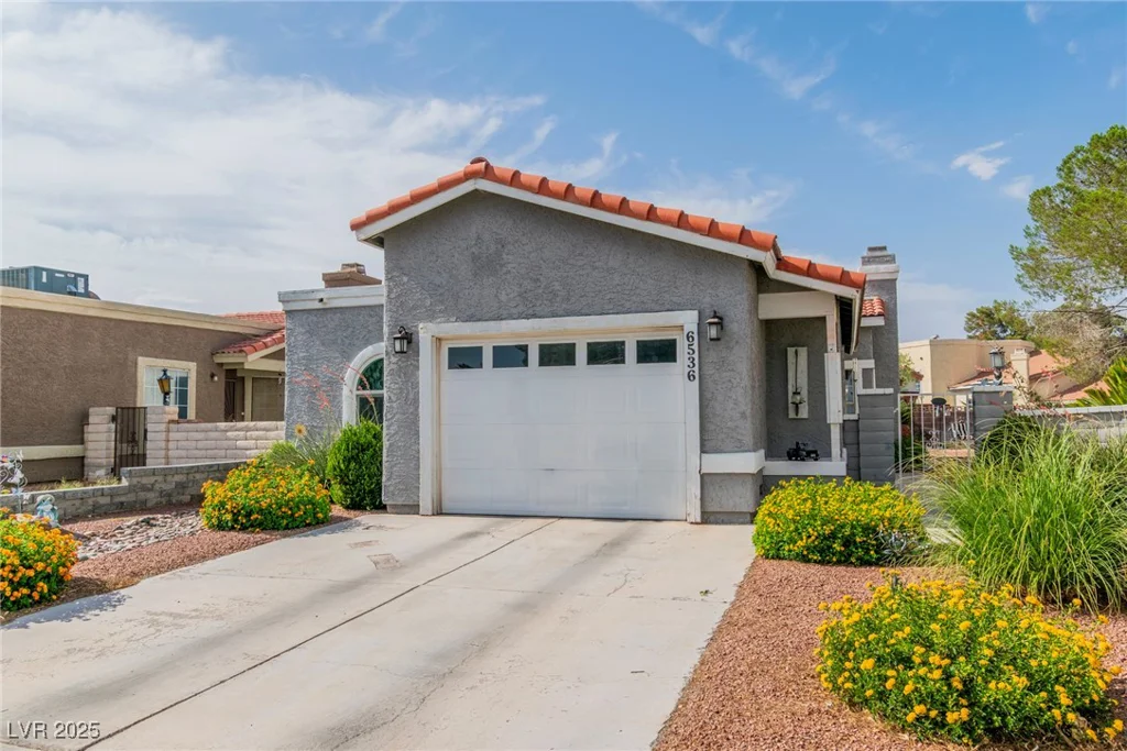 6536 Pleasant Plains, Las Vegas, NV 89108