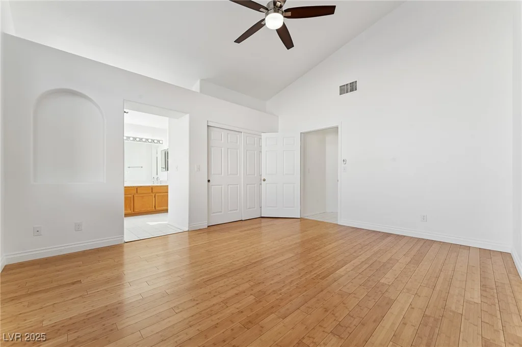 1908 Summit Pointe, Las Vegas, NV 89117