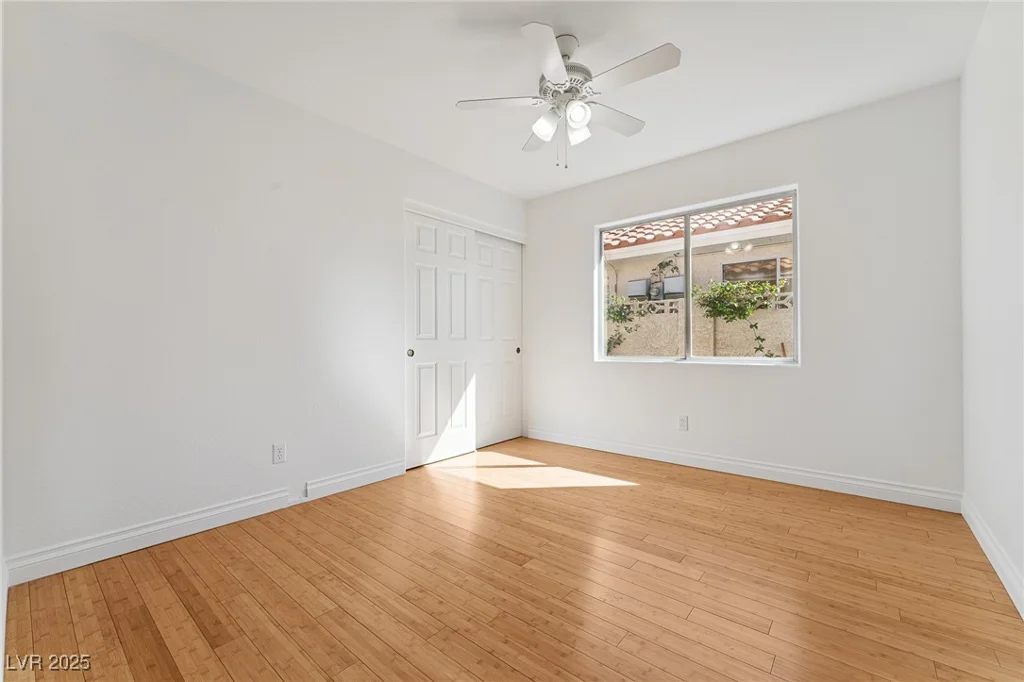 1908 Summit Pointe, Las Vegas, NV 89117