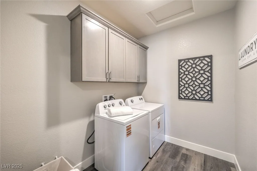 1324 Eva Creek, North Las Vegas, NV 89084