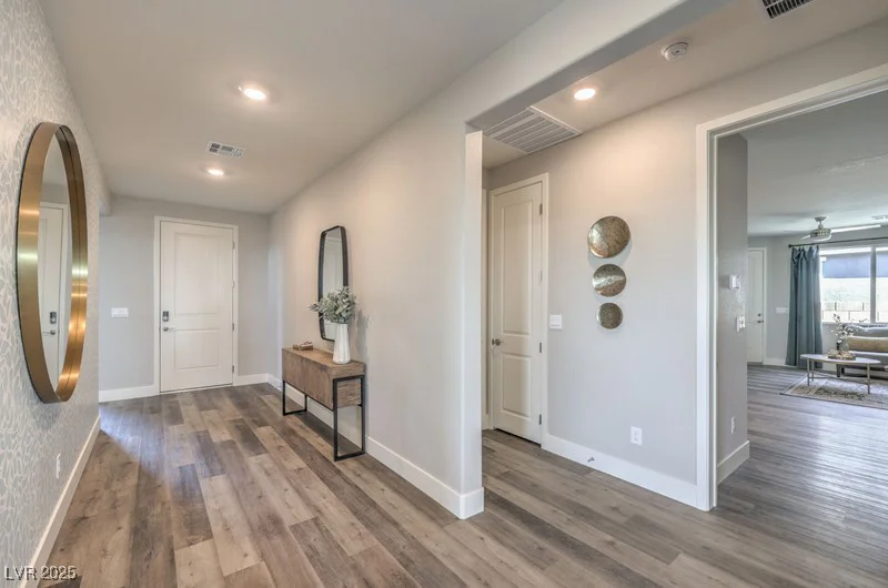 1324 Eva Creek, North Las Vegas, NV 89084