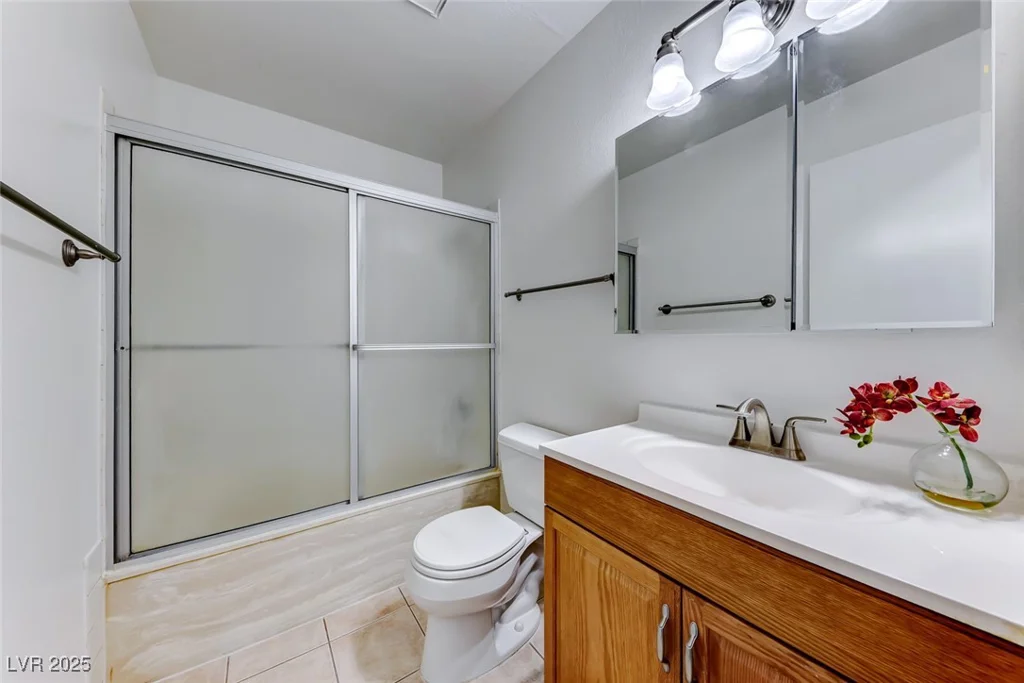 5199 Caliente, Las Vegas, NV 89119