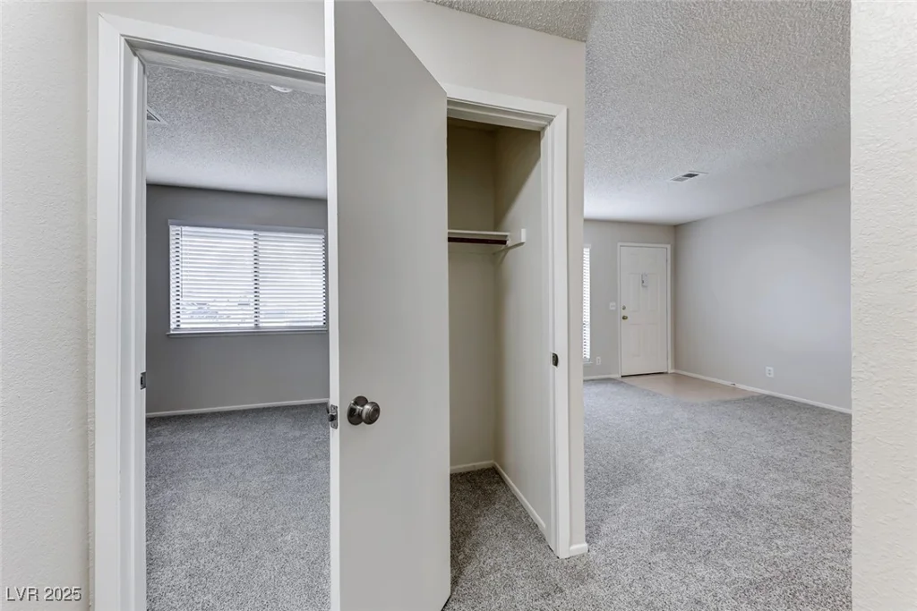5199 Caliente, Las Vegas, NV 89119