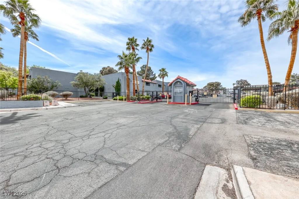 5199 Caliente, Las Vegas, NV 89119