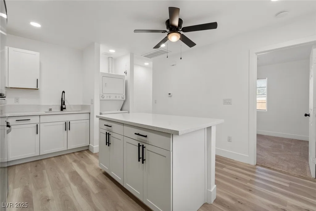532 9th, Las Vegas, NV 89101