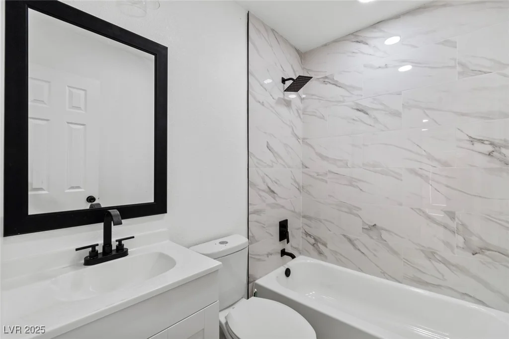 532 9th, Las Vegas, NV 89101