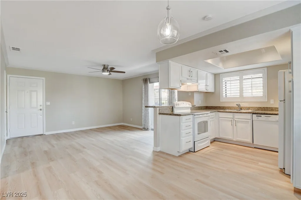 7300 Pirates Cove, Las Vegas, NV 89145