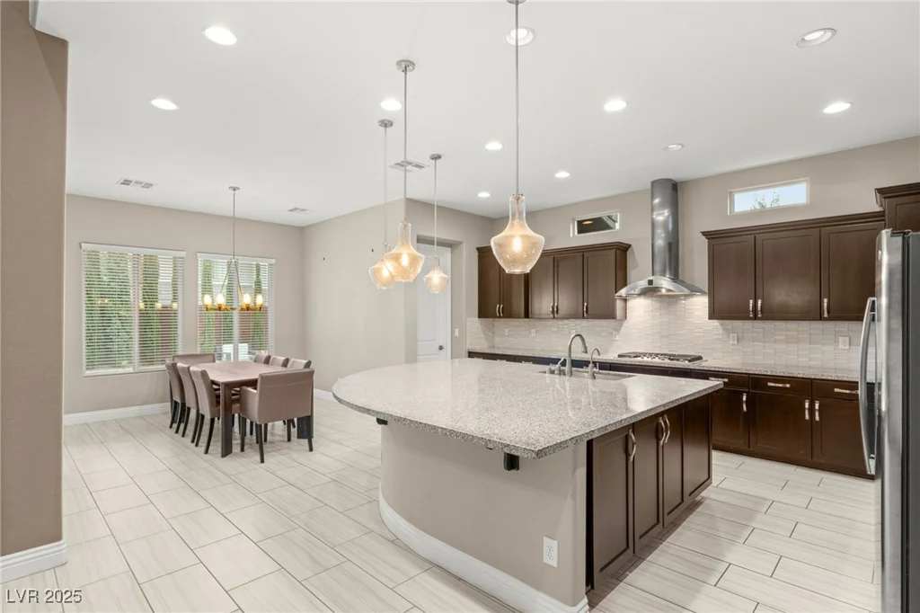 5676 CORONA VISTA, Las Vegas, NV 89135