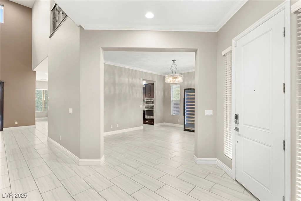 5676 CORONA VISTA, Las Vegas, NV 89135