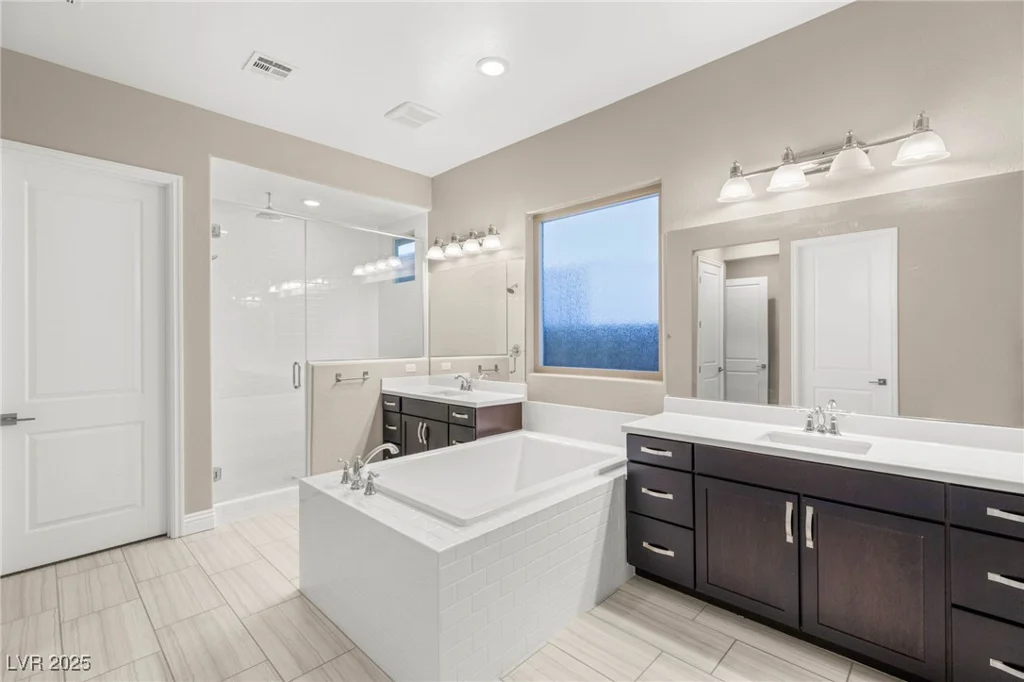 5676 CORONA VISTA, Las Vegas, NV 89135