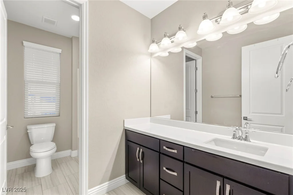 5676 CORONA VISTA, Las Vegas, NV 89135