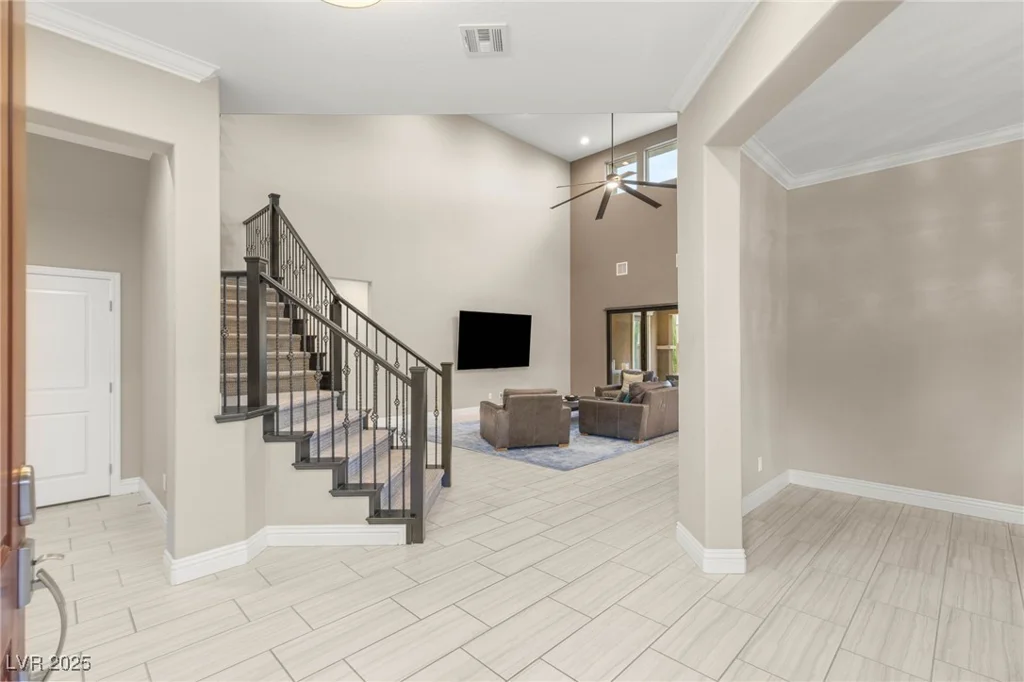 5676 CORONA VISTA, Las Vegas, NV 89135