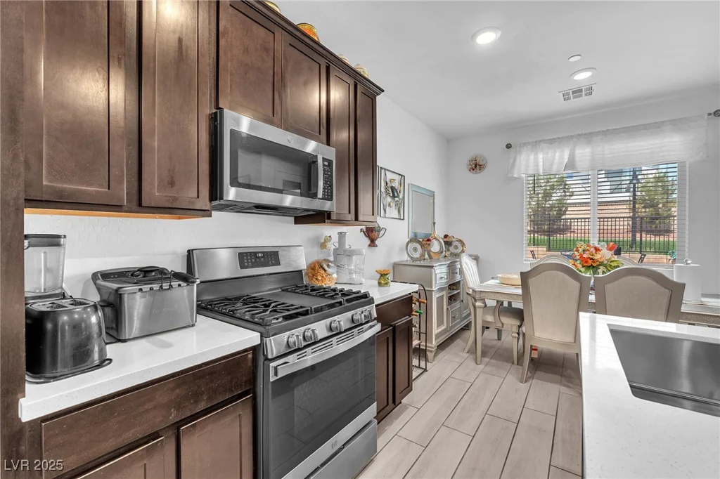 8879 Roadrunner Ravine, Las Vegas, NV 89166
