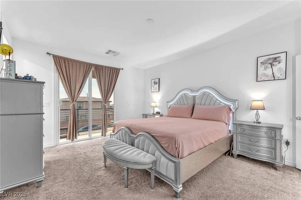 8879 Roadrunner Ravine, Las Vegas, NV 89166