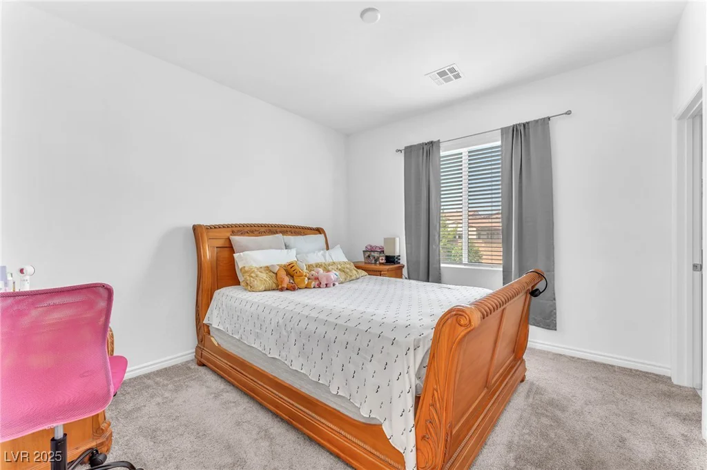 8879 Roadrunner Ravine, Las Vegas, NV 89166