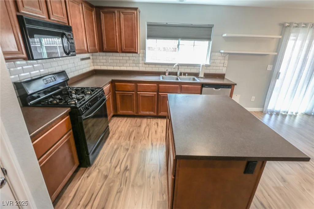 1135 Paradise Mountain, Henderson, NV 89002