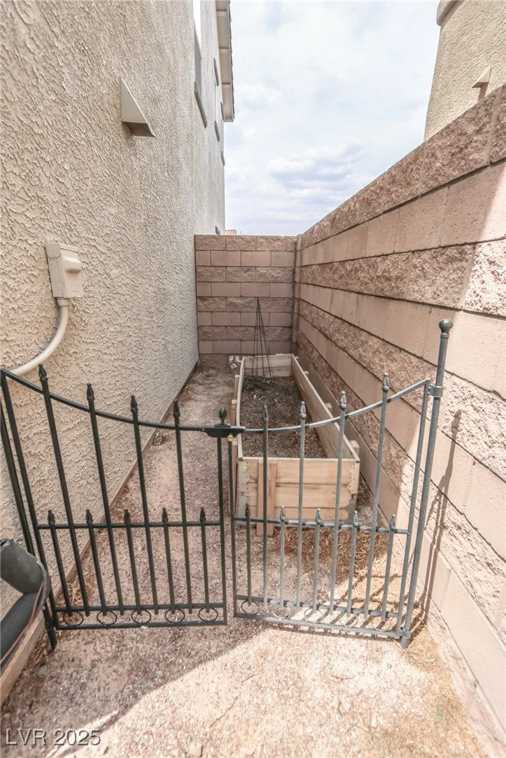 1135 Paradise Mountain, Henderson, NV 89002