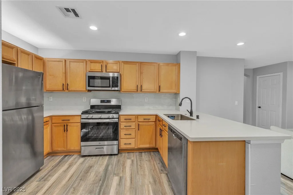 9074 Maycott, Las Vegas, NV 89148