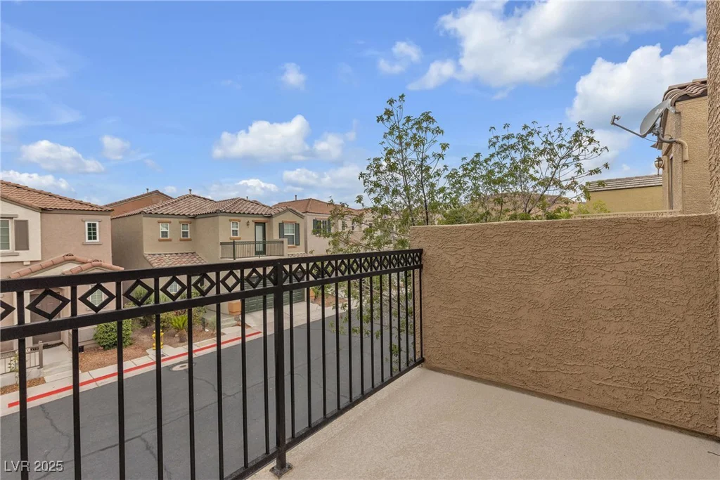 9074 Maycott, Las Vegas, NV 89148
