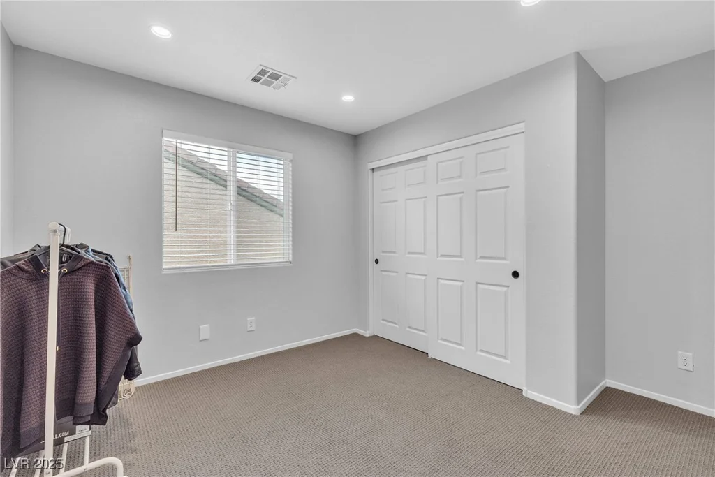 9074 Maycott, Las Vegas, NV 89148