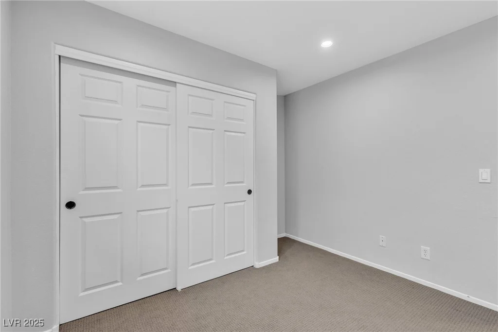 9074 Maycott, Las Vegas, NV 89148