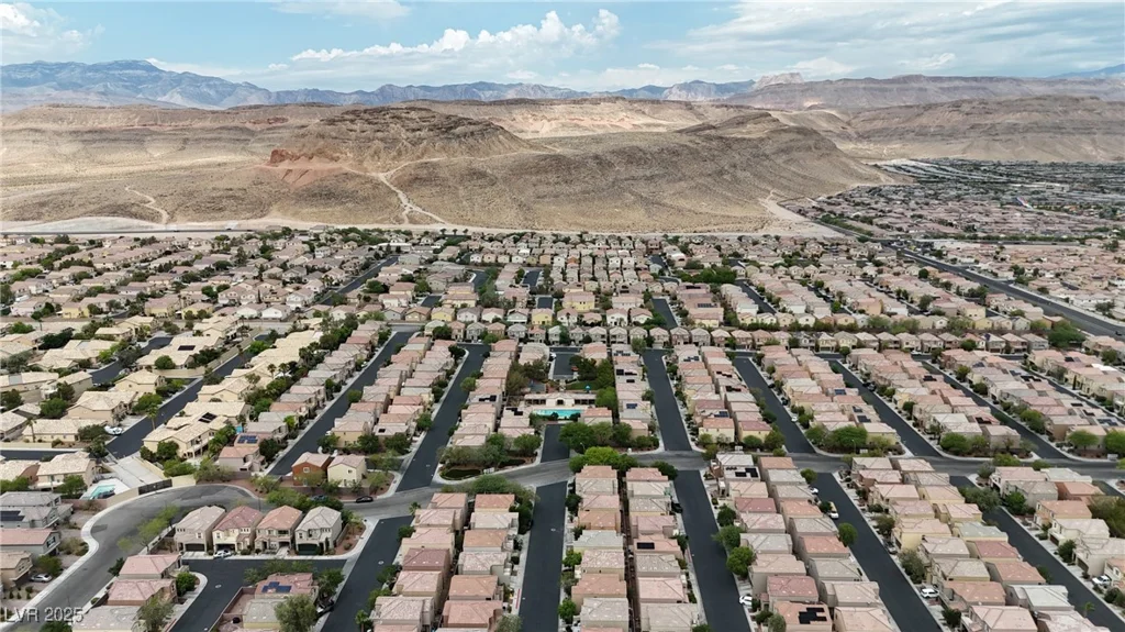9074 Maycott, Las Vegas, NV 89148